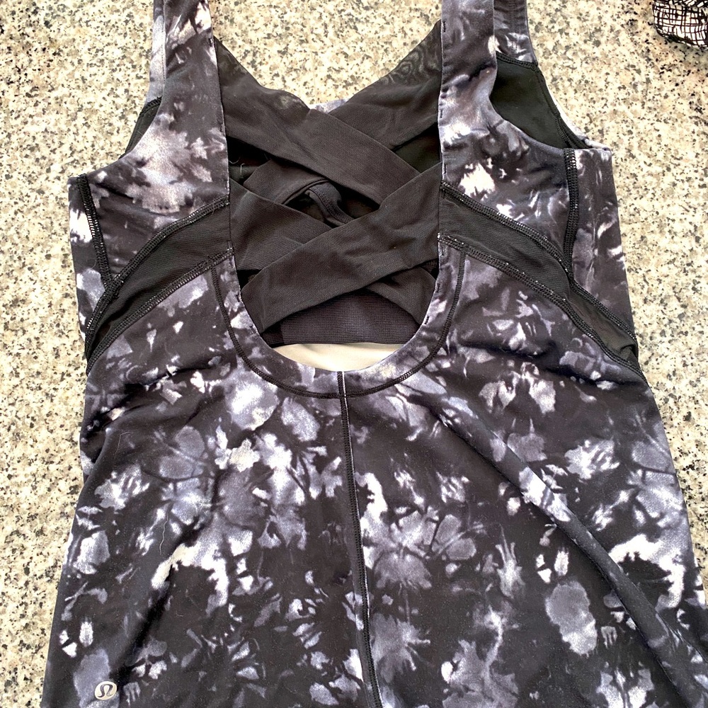 Size 8 multicolor lululemon tank with bra shelf